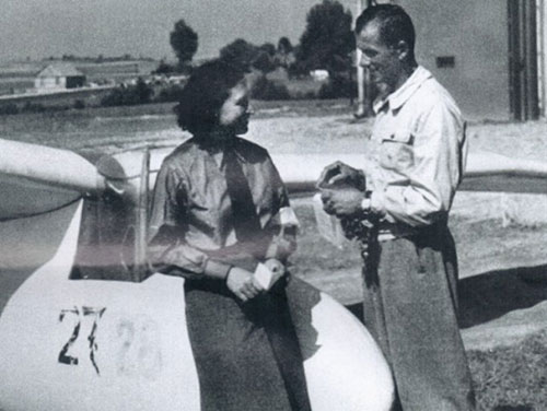 Яніна Левандовська з чоловіком. 1939 рік. Єдина жінка з Катинського списку